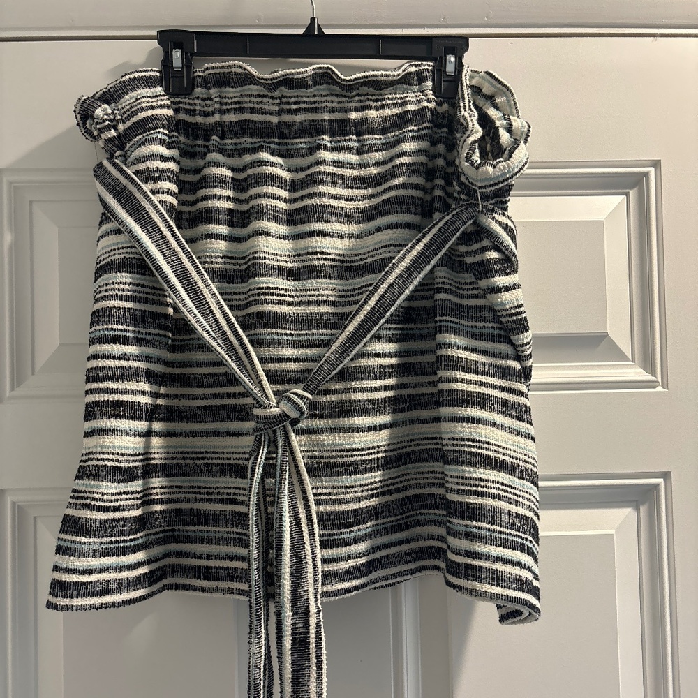 Loft high waisted skirt with pockets